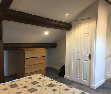 1 bedroom in a house share to rent - Photo 4