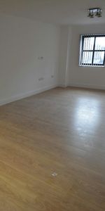 Studio flat to rent on - Photo 3