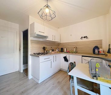 Location Appartement 2 pièces 26m² LUC SUR MER 14530 - Photo 1