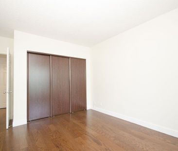 For Lease - 99 Harbour Square Unit# 711, Toronto, Ontario - Photo 3