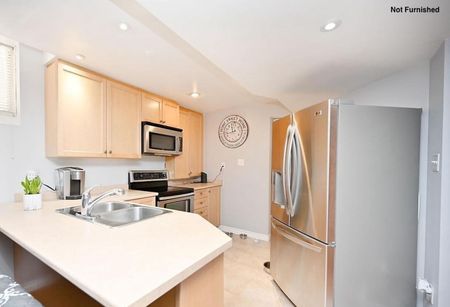 For Lease - 13 Marotta Avenue, Brampton, Ontario - Photo 2