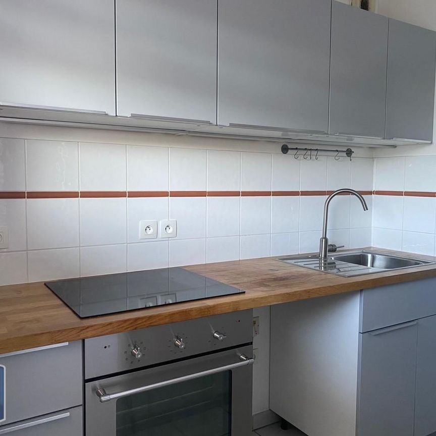 Location Appartement 2 pièces 48m² BEGLES 33130 - Photo 1