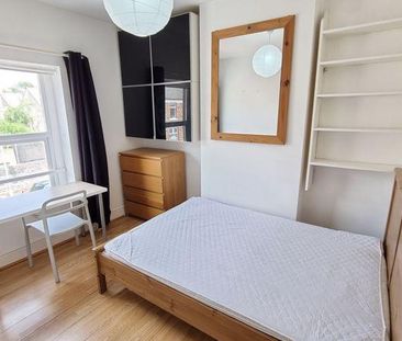 5 bedroom terraced house to rent - Photo 3