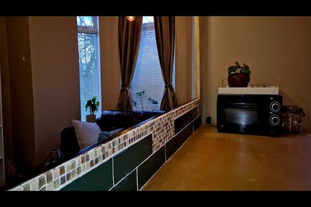 2 Bed Flat, Gloucester Road, M6 - Photo 4