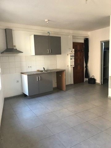 Location Appartement 2 pièces 34m² BRIGNOLES 83170 - Photo 2