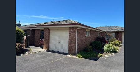 Two bedroom unit - Photo 4