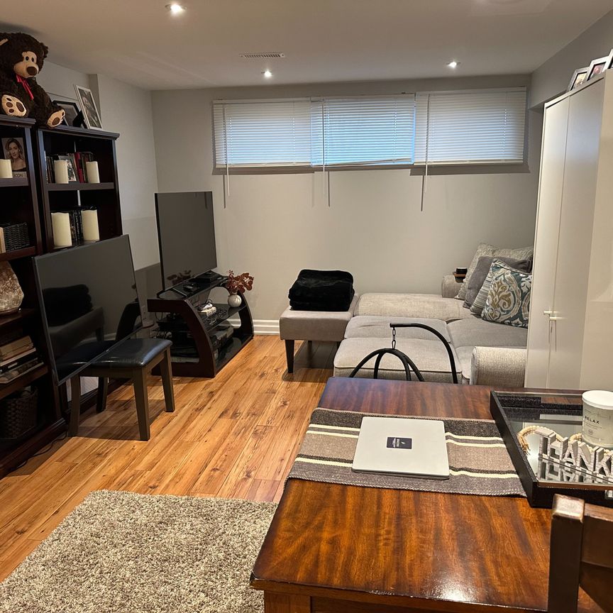 For Lease - 824 Embassy Avenue Unit# Bsmt, Mississauga, Ontario - Photo 1