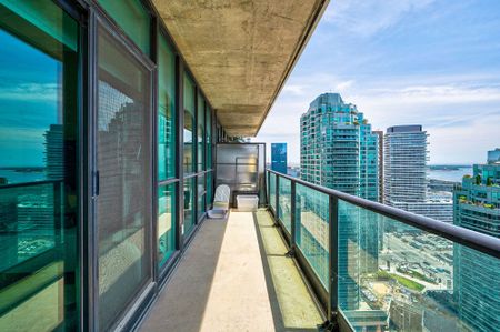 For Lease - 33 Bay Street Unit# 2609, Toronto, Ontario - Photo 2