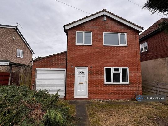 3 bedroom detached house to rent - Photo 1