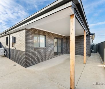 12 McLeod Crescent, Lucas - Photo 4