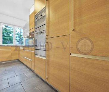 PULLY PLAGE – SPACIOUS AND BRIGHT WITH BALCONY-TERRACE AND LAKE VIEW - Photo 4