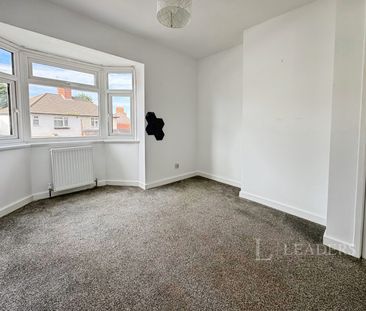 3 bedroom semi-detached to rent Grange Road - Photo 2