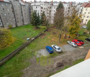 Pronájem cihlového bytu 2+kk 48 m - Photo 1
