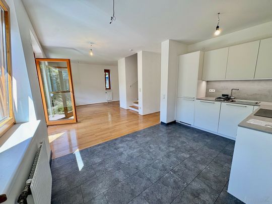 Nähe LKH + Sanatorium Ragnitz: 2 Zimmer-Gartenwohnung neu saniert, Terrasse, großer Keller (TG-Platz extra anmietbar) - Photo 1
