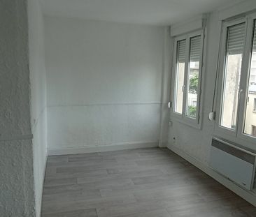 Location Appartement 1 pièce 29m² BOULOGNE SUR MER 62200 - Photo 4