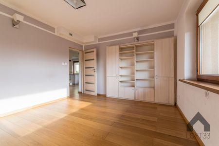 Parter domu z ogródkiem i miejscem postojowym w Jaworznie do wynajęcia - Photo 2