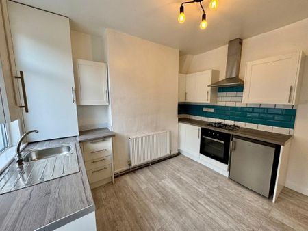 2 bedroom terraced house to rent - Photo 4