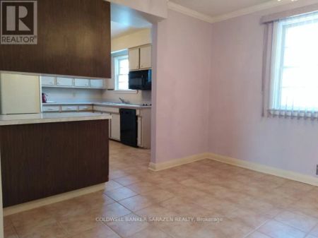 5495 BANK STREET - Photo 4