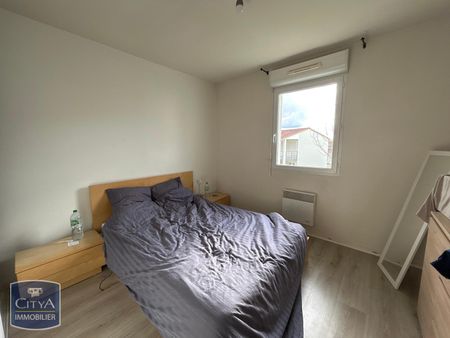 Location Appartement 3 pièces 55m² BEAUNE LES MINES 87280 - Photo 3