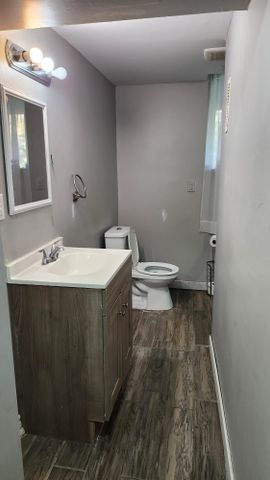 For Lease - 59 Sunforest Drive Unit# Bsmt, Brampton, Ontario - Photo 2