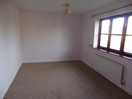 2 bedroom detached bungalow to rent - Photo 1