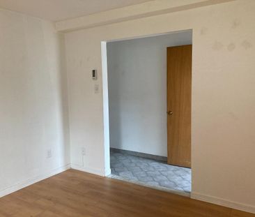 3 1/2 A Louer - Photo 3