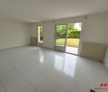 Location Maison 5 pièces 108m² - Photo 3