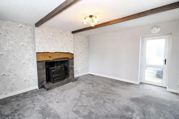 4 bedroom semi-detached bungalow to rent - Photo 1
