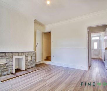 3 bedroom terraced house to rent - Photo 3