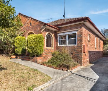 Nestled in the Heart of Brunswick West * 6 Month Lease Only* - Photo 4