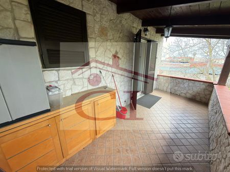 Bilocale arredato con terrazzo cod. 003d - Photo 3