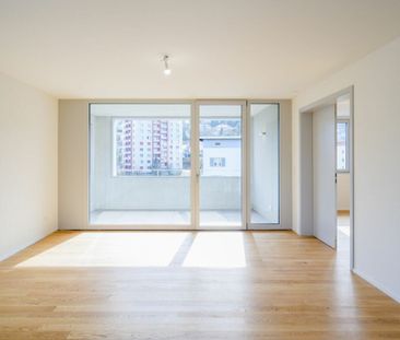 Very nice 4.5-room apartment completely new with balcony-loggia - Photo 1