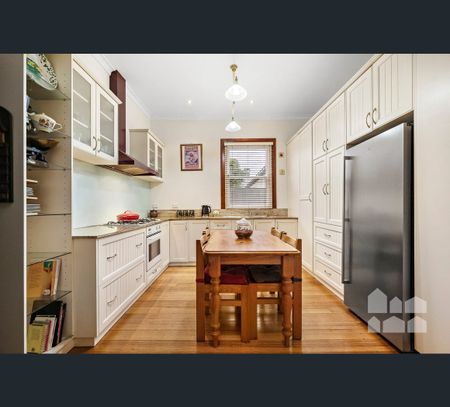 113 Severn Street, Yarraville, Vic 3013 - Photo 2