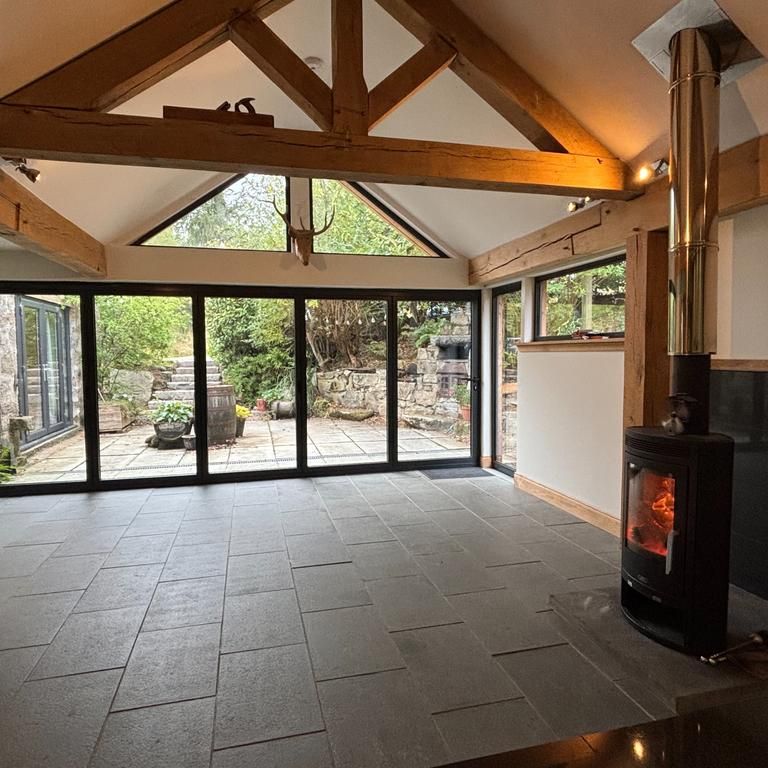 4 bedroom bungalow to rent - Photo 1