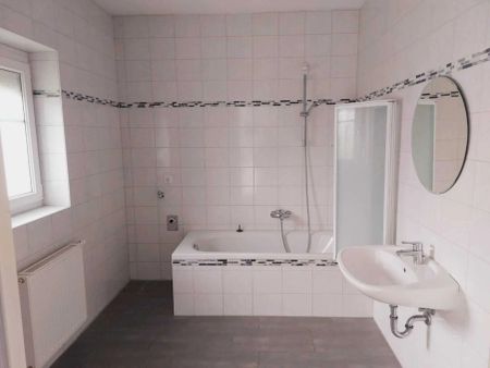 Sonnige Wohnung mit Eigengarten in Gralla - Photo 4