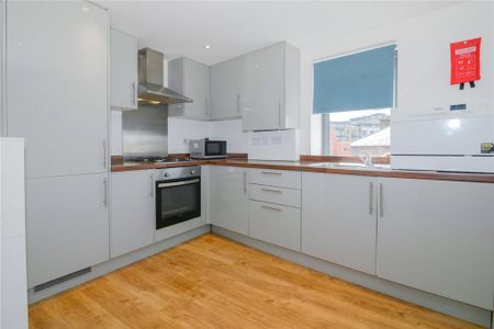 1 bedroom flat to rent - Photo 3