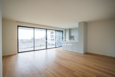 Luxury Apartment for rent in Vila Nova de Gaia, Portugal - Photo 4