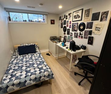 For Lease - 100 RICHARDSON DR Drive, Aurora, Ontario - Photo 1