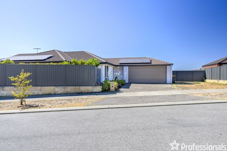 33 Rubens Circuit, Baldivis WA 6171 - Photo 3