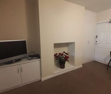 4 bedroom house of multiple occupation to rent - Photo 5