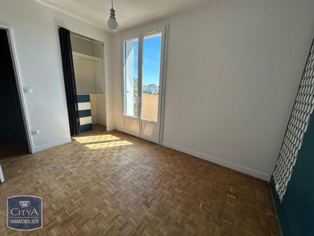 Location Appartement 3 pièces 70m² LAVAL 53000 - Photo 3