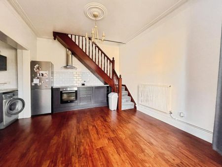 Meesons Lane, Grays, RM17 - Photo 2