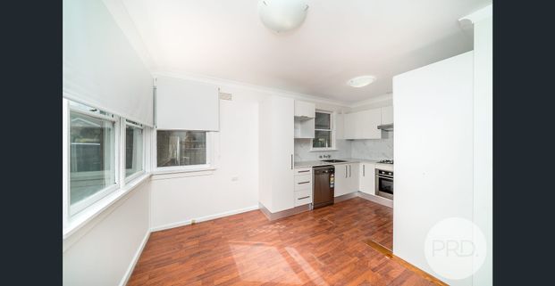 5 Moani Place, Kooringal NSW 2650 - Photo 1