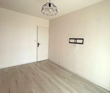 Location Appartement 3 pièces 65m² BOURG LES VALENCE 26500 - Photo 6