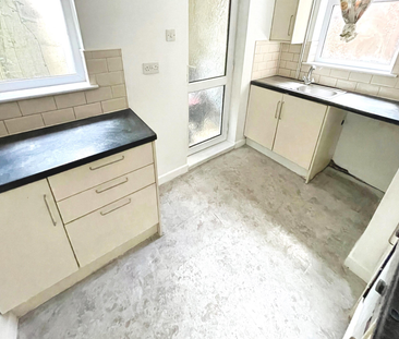 Oak Street, ABERTILLERY - Photo 1