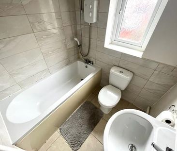 2 bedroom house to rent - Photo 3