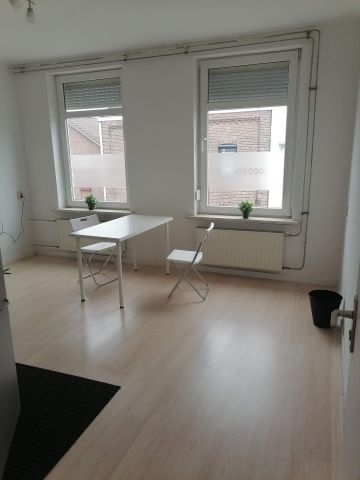 Appartement te huur: Hoogstraat 38 6373 HW Landgraaf - Photo 4