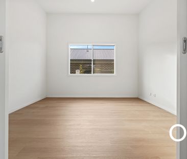 Open the door to central coastal living - Photo 6