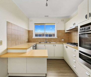 8/64 Edgar St North, Glen Iris - Photo 4
