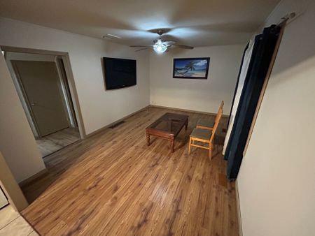 For Lease - 1315 Partington Avenue, Windsor, Ontario - Photo 5